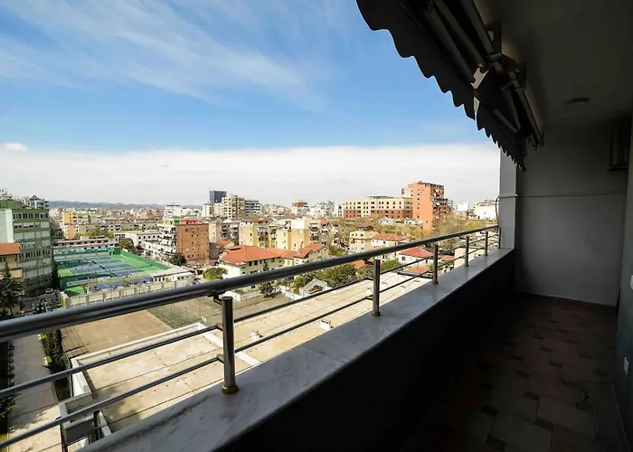 Tirana Yellow Apartment