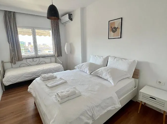 Tirana Yellow Apartment